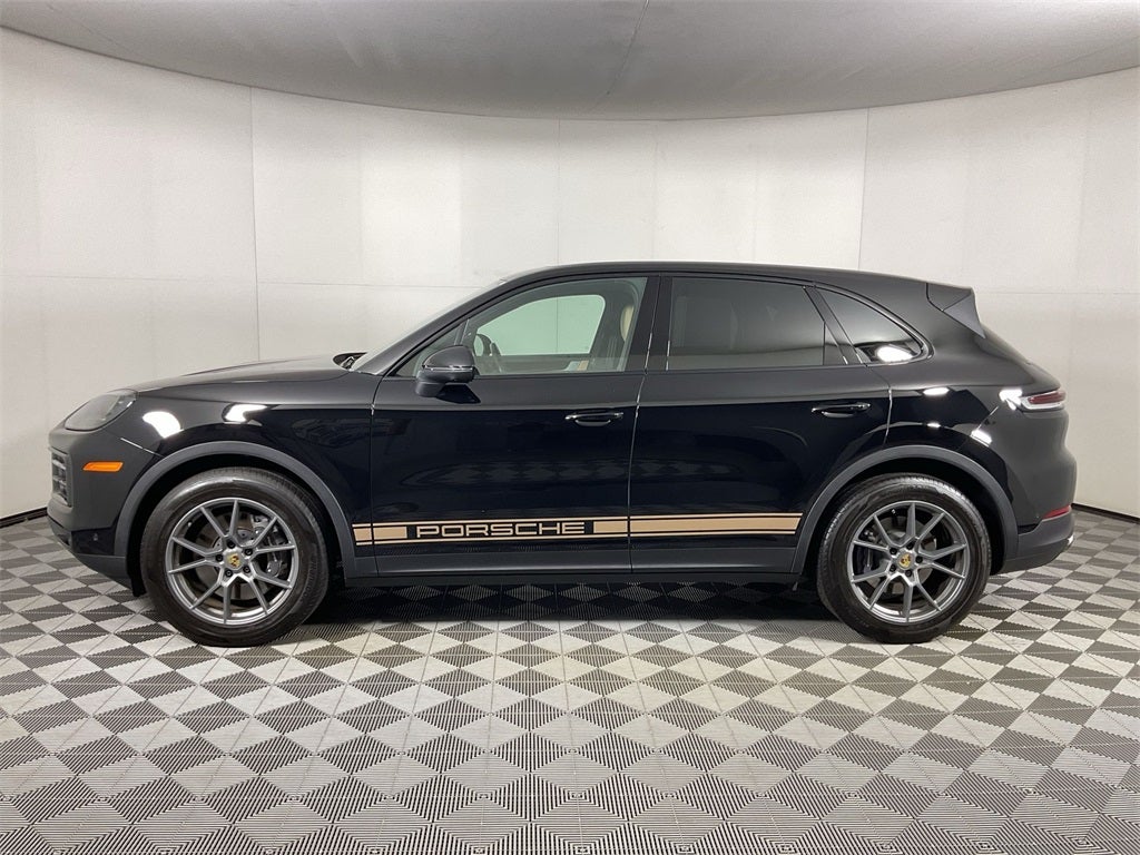 2024 Porsche Cayenne Base