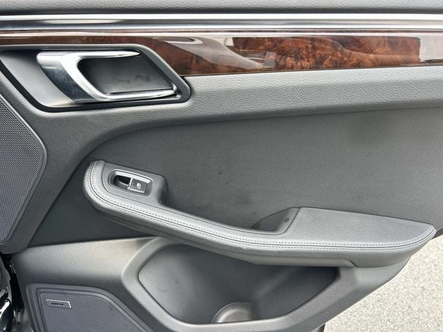 2021 Porsche Macan S