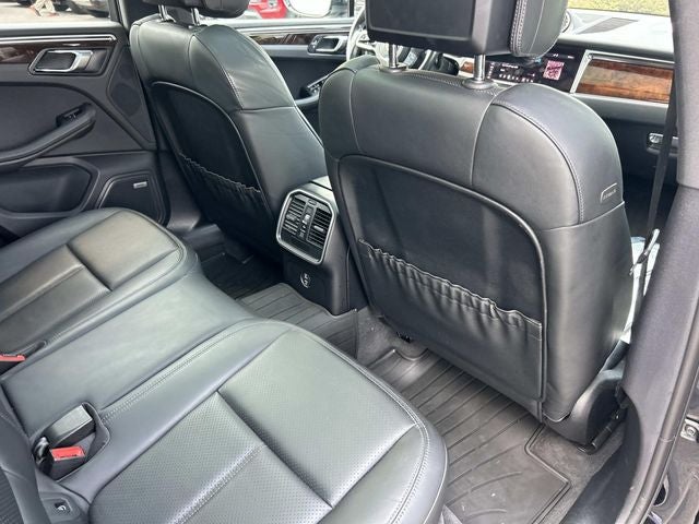 2021 Porsche Macan S