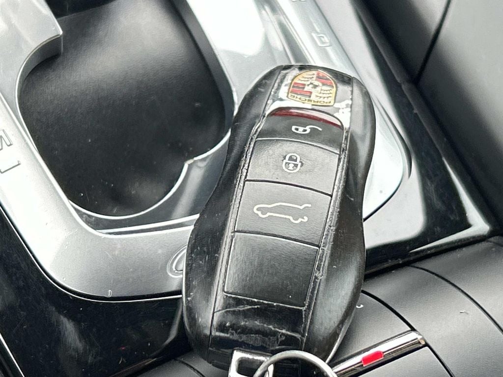 2018 Porsche Cayenne S Platinum Edition E-Hybrid