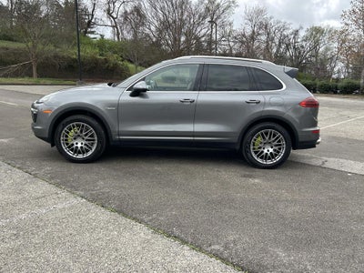 2018 Porsche Cayenne S Platinum Edition E-Hybrid