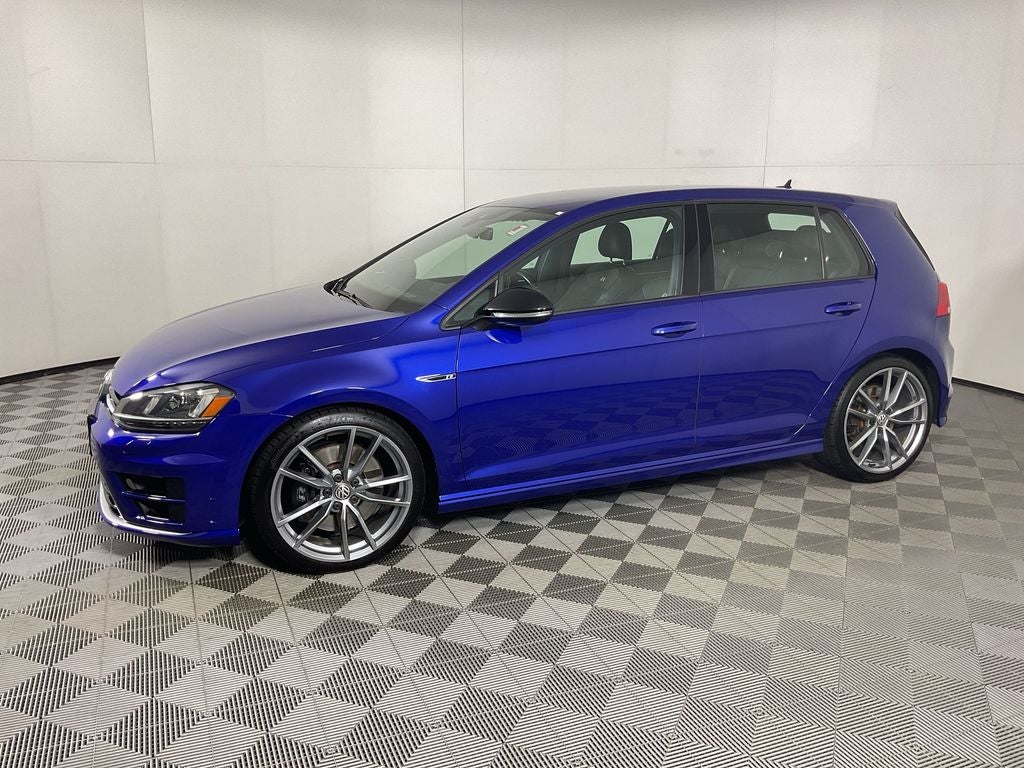 2017 Volkswagen Golf R Base 4Motion