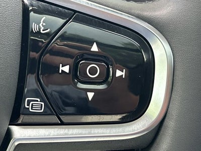 2024 Volvo XC90 B6 Plus Bright Theme