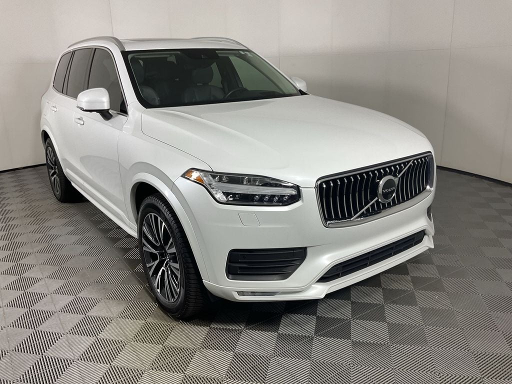 2020 Volvo XC90 T6 Momentum