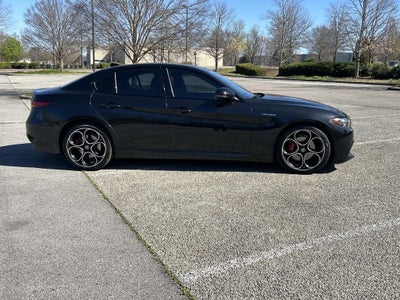 2022 Alfa Romeo Giulia Veloce