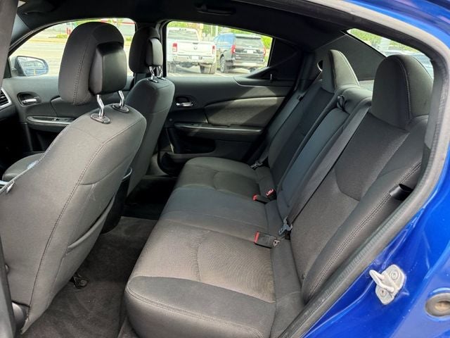2014 Dodge Avenger SE
