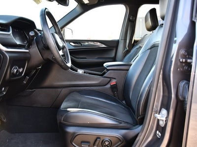 2022 Jeep Grand Cherokee Altitude