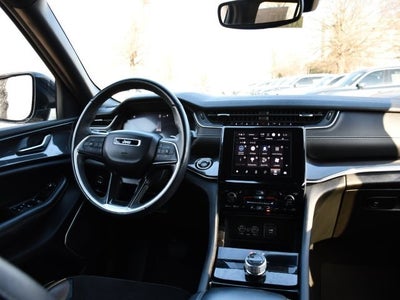 2022 Jeep Grand Cherokee Altitude