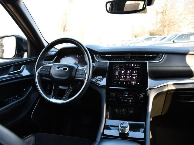 2022 Jeep Grand Cherokee Altitude