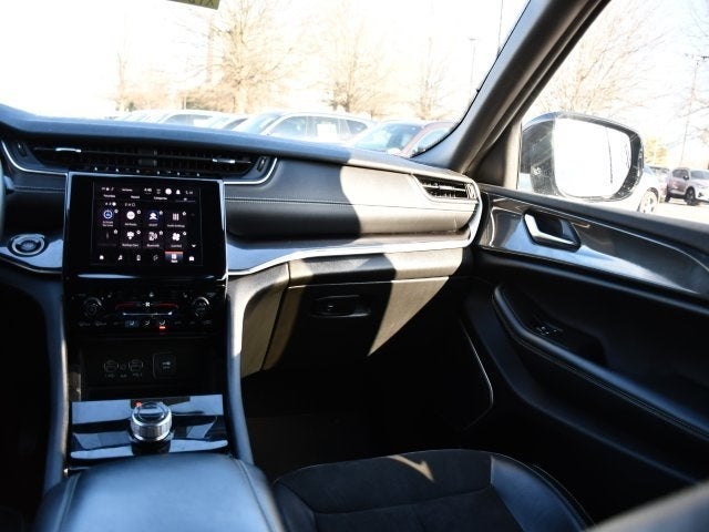 2022 Jeep Grand Cherokee Altitude