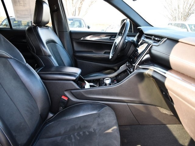 2022 Jeep Grand Cherokee Altitude