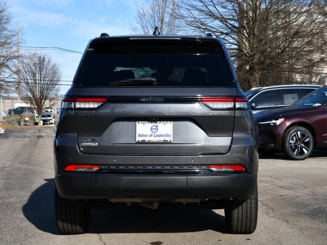 2022 Jeep Grand Cherokee Altitude