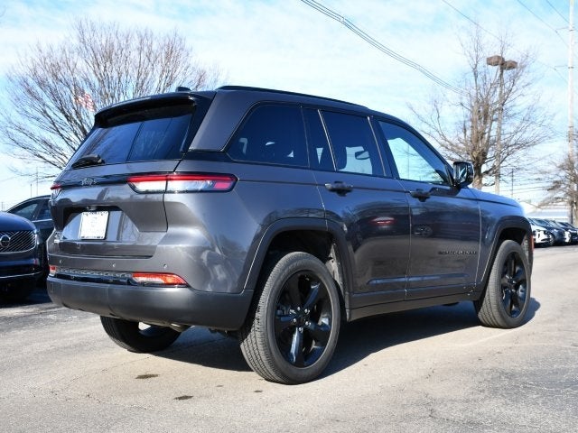 2022 Jeep Grand Cherokee Altitude