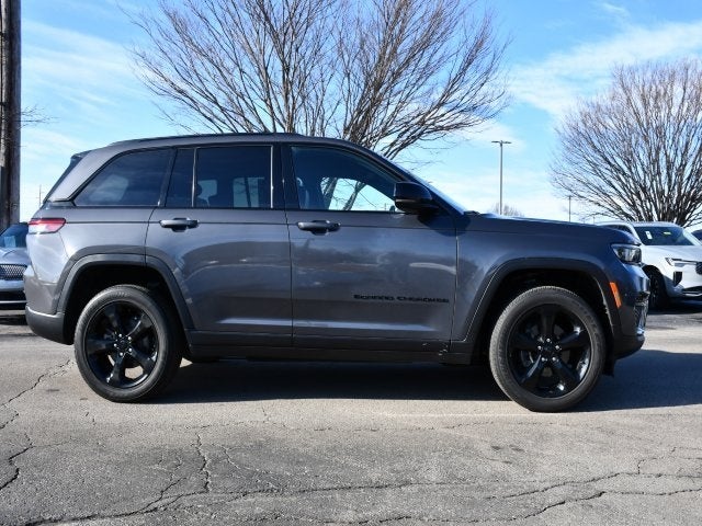 2022 Jeep Grand Cherokee Altitude