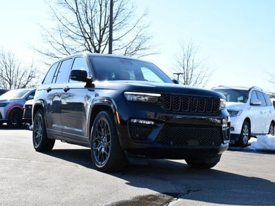 2025 Jeep Grand Cherokee Summit
