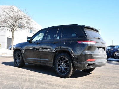 2025 Jeep Grand Cherokee Summit