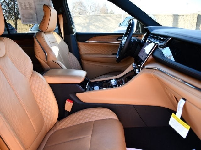 2024 Jeep Grand Cherokee L Summit