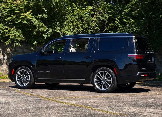 2023 Jeep Wagoneer Series III