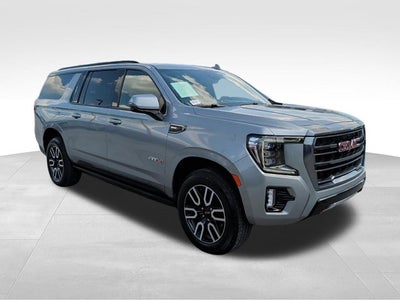 2023 GMC Yukon XL AT4