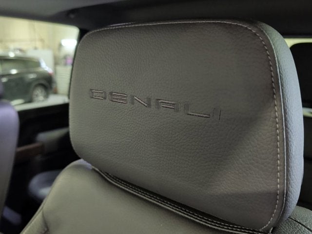 2022 GMC Sierra 3500HD Denali