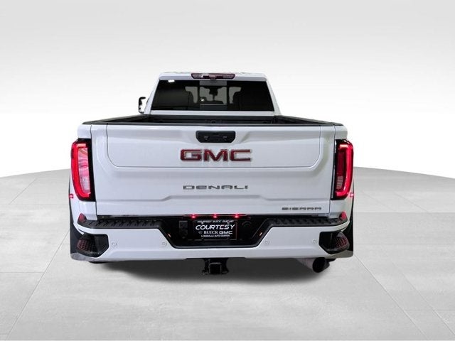 2022 GMC Sierra 3500HD Denali