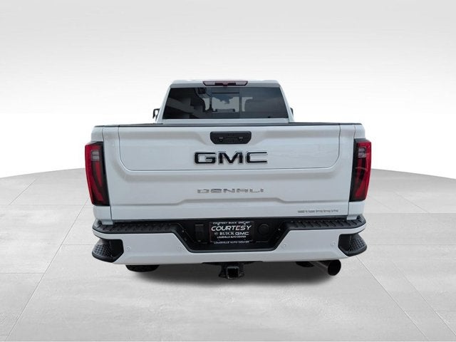 2025 GMC Sierra 2500HD Denali