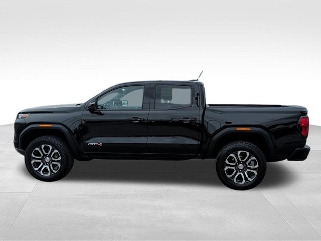 2024 GMC Canyon 4WD AT4