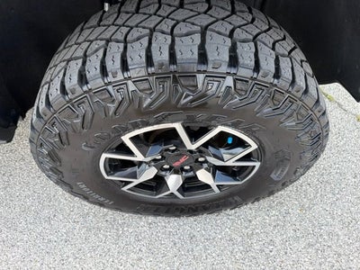 2024 GMC Canyon 4WD AT4X