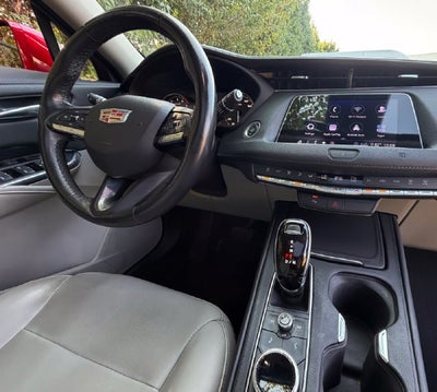 2020 Cadillac XT4 Luxury