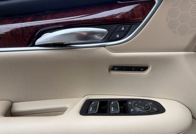 2018 Cadillac XT5 Premium Luxury