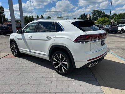 2025 Volkswagen Atlas Cross Sport 2.0T SEL Premium R-Line