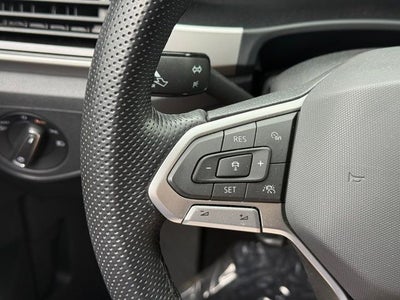 2023 Volkswagen Atlas Cross Sport 3.6L V6 SEL Premium R-Line