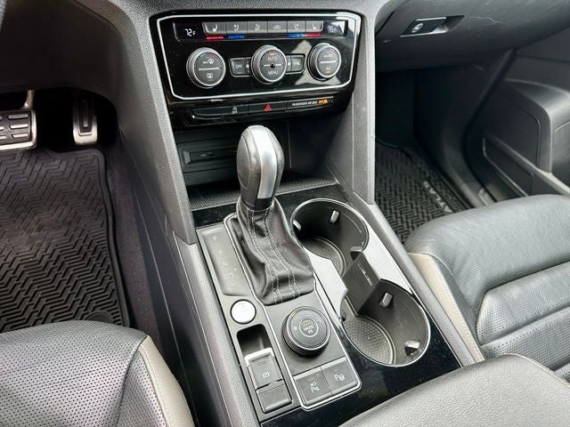 2023 Volkswagen Atlas Cross Sport 3.6L V6 SEL Premium R-Line