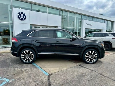 2023 Volkswagen Atlas Cross Sport 3.6L V6 SEL Premium R-Line