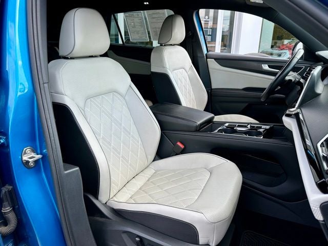 2024 Volkswagen Atlas Cross Sport 2.0T SEL Premium R-Line