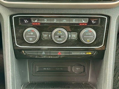 2023 Volkswagen Atlas Cross Sport 3.6L V6 SEL Premium R-Line