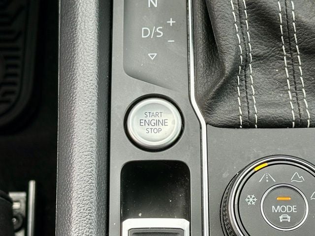 2023 Volkswagen Atlas Cross Sport 3.6L V6 SEL Premium R-Line