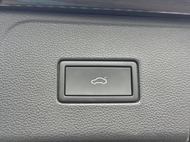 2022 Volkswagen Atlas 3.6L V6 SEL Premium R-Line