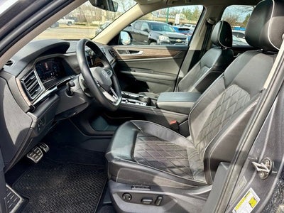 2024 Volkswagen Atlas 2.0T SEL Premium R-Line
