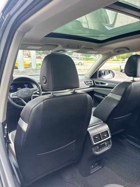 2024 Volkswagen Atlas 2.0T Peak Edition SEL