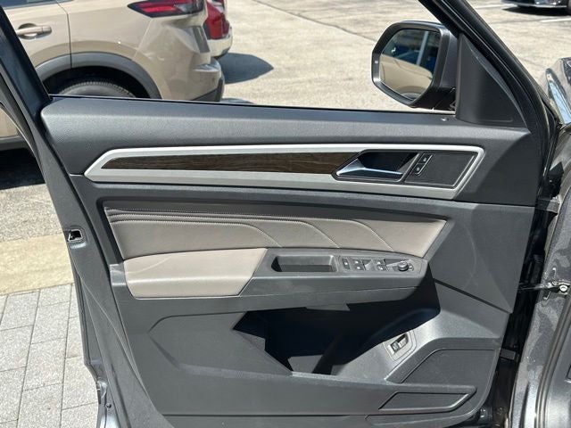 2023 Volkswagen Atlas 2.0T SE w/Technology