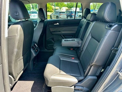 2023 Volkswagen Atlas 2.0T SE w/Technology