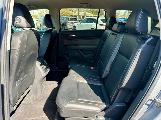 2021 Volkswagen Atlas 3.6L V6 SE w/Technology