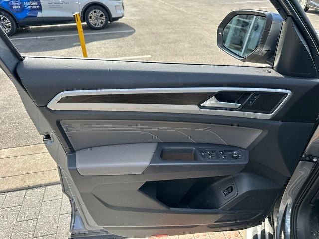 2021 Volkswagen Atlas 3.6L V6 SE w/Technology