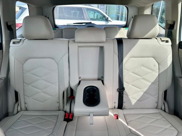 2024 Volkswagen Atlas 2.0T SE