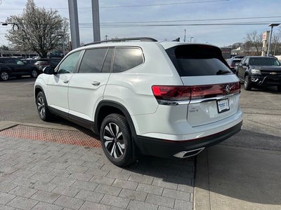 2024 Volkswagen Atlas 2.0T SE