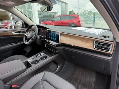 2025 Volkswagen Atlas 2.0T SE