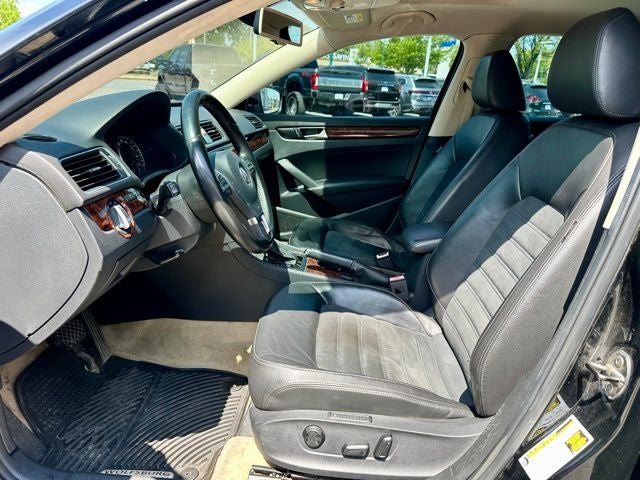 2013 Volkswagen Passat TDI SEL Premium
