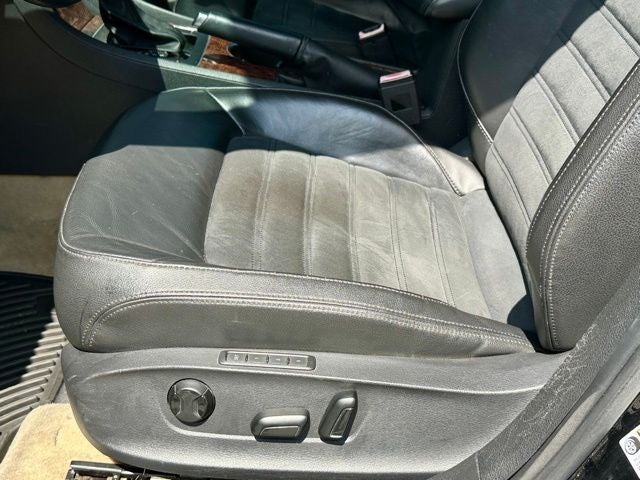 2013 Volkswagen Passat TDI SEL Premium