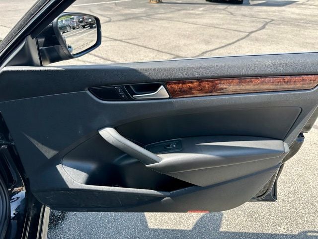 2013 Volkswagen Passat TDI SEL Premium